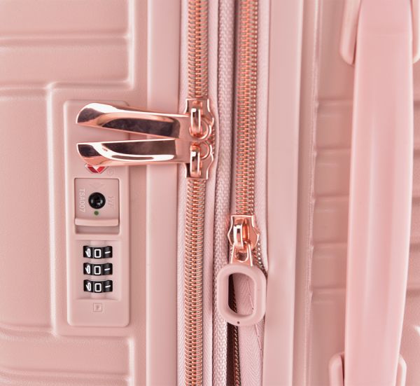 شنط سفر وردي 4 قطع من ماجلان | ضمان شامل ضد الكسر