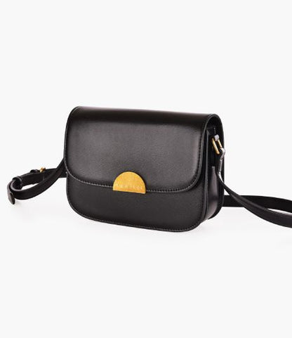 شنطة يد نسائية من كانلّي شكل أنيق