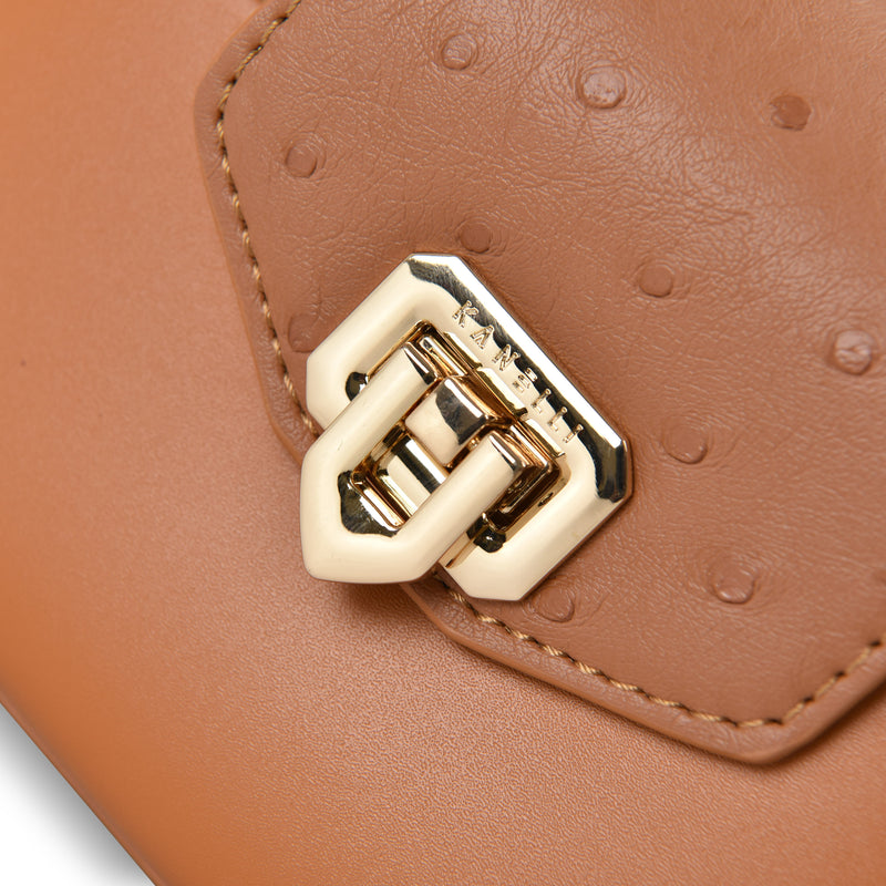 شنطه يد حريمي بنى