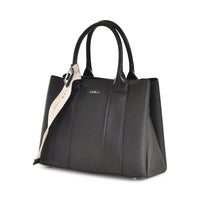 شنطه يد حريمي كنالى اسود