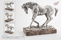 مجسم حصان فضى اسبانى ارتفاع 24 سم على قاعده رخاميه