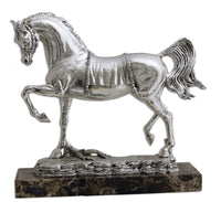 مجسم حصان صنع باسبانيا على قاعده رخاميه ارتفاع 30 سم